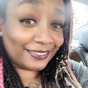 👑🎉🌸Posh Glitter Chica at 38K..THANKS🤩🤩